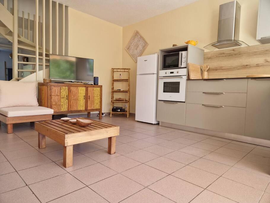 Joli Duplex 6 Pers. Avec Piscine Apartman Le Diamant Kültér fotó